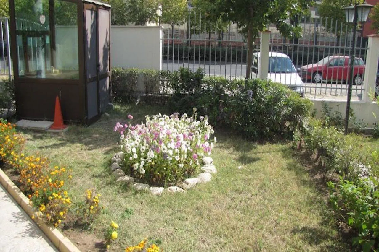 Sb Rentals Apartments In Royal Dreams Complex 써니비치